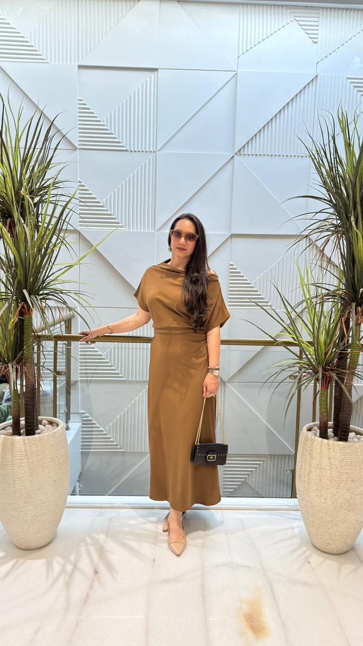 Off shoulder long dress